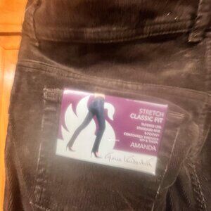 14 p Gloria Vanderbilt Corduroy Coco Brown Pant